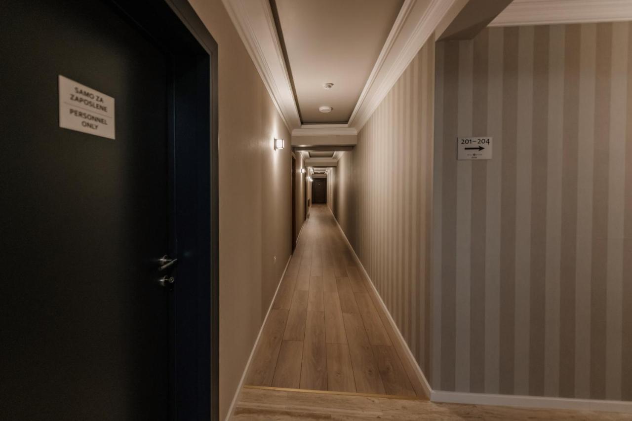 Hotel Beli Dvor Čačak Dış mekan fotoğraf
