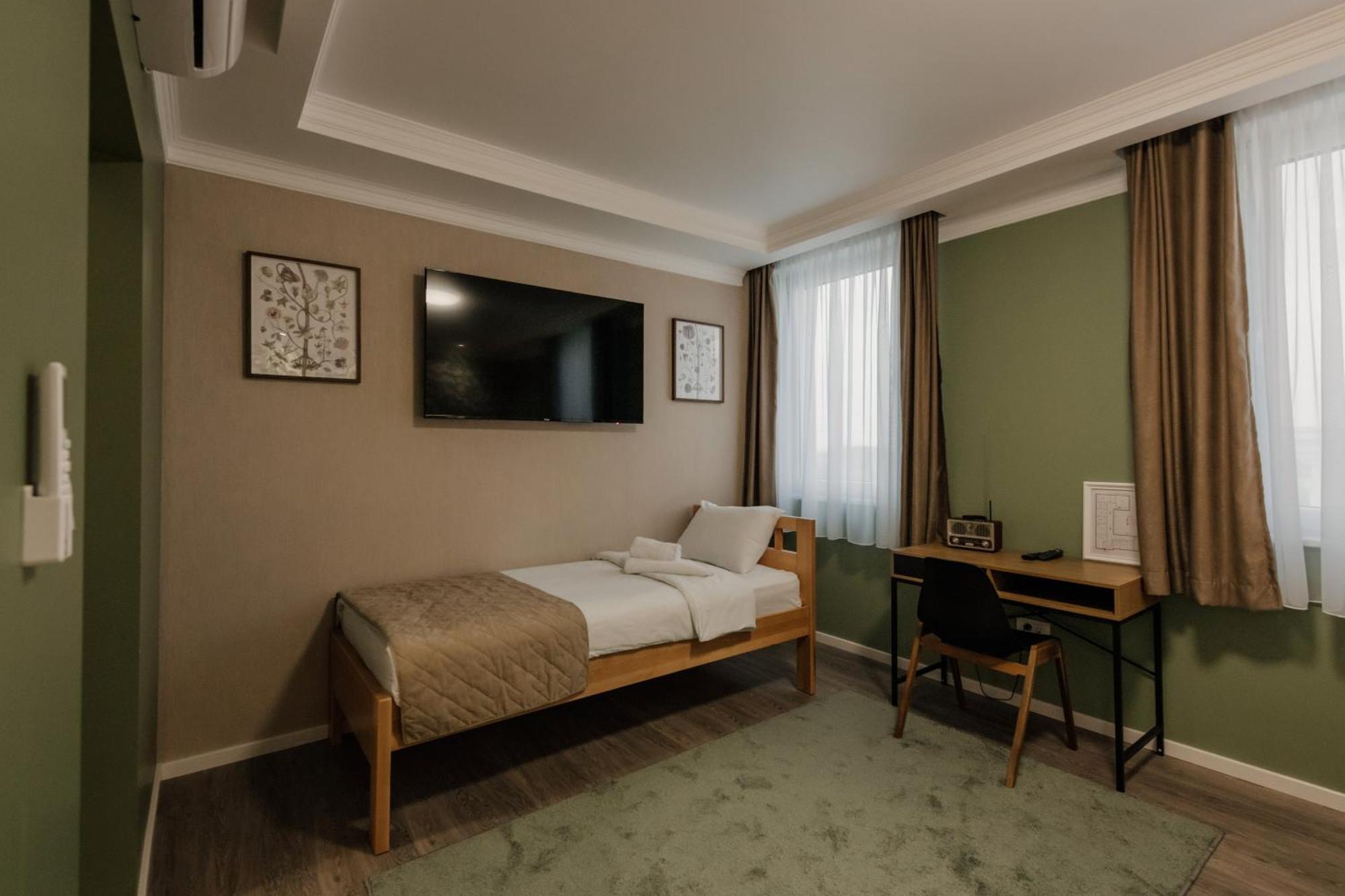 Hotel Beli Dvor Čačak Dış mekan fotoğraf