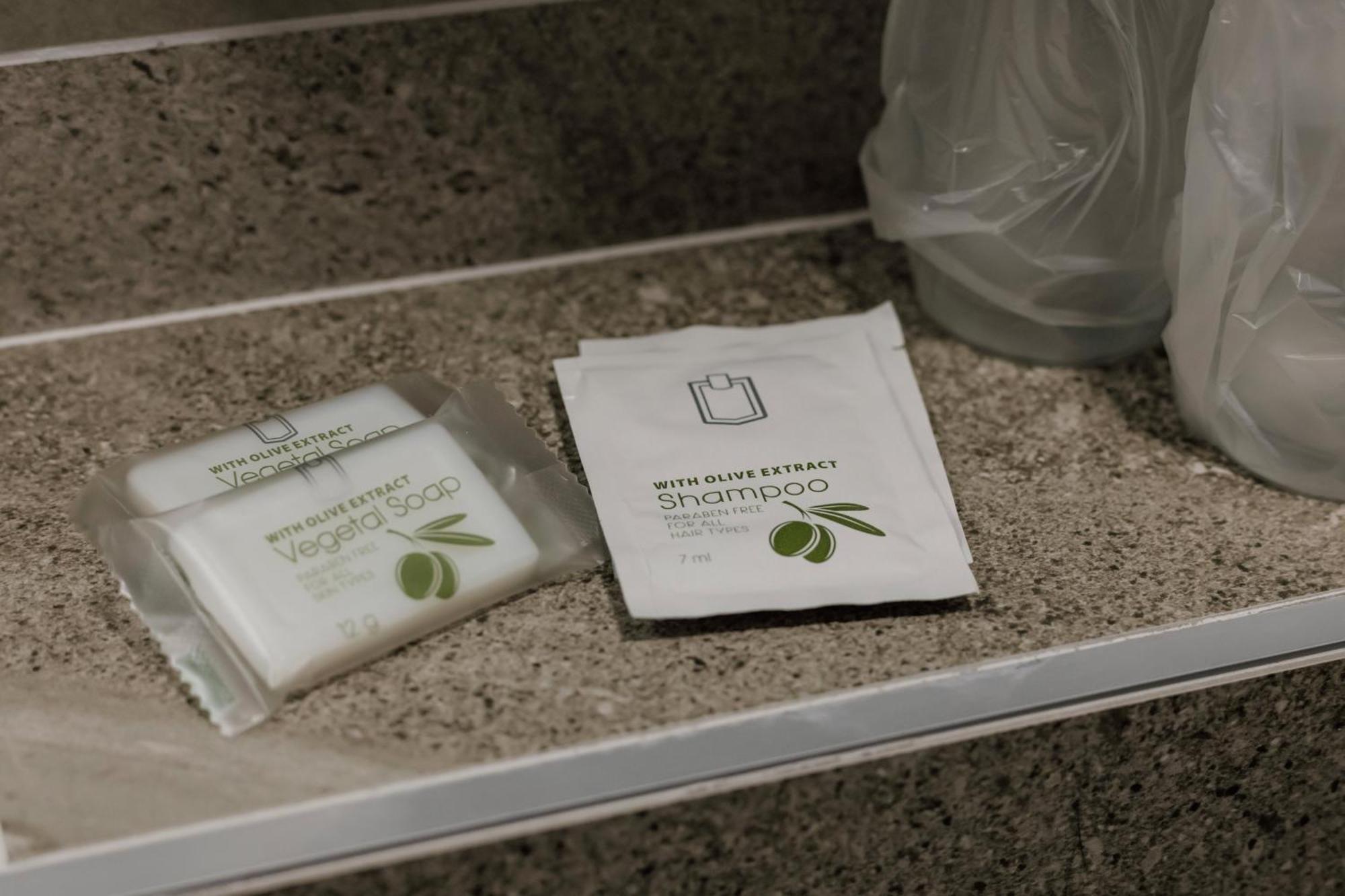 Hotel Beli Dvor Čačak Dış mekan fotoğraf